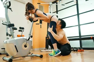 Xin ông xã đi tập gym, vợ cắm sừng với anh pt